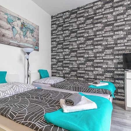 Bratislava -Apartment Near The City Center With A Balcony Kültér fotó